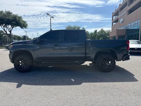 Used 2019 Chevrolet Silverado 1500 Custom Trail Boss w/ Custom Convenience Package AWD/4WD image 2