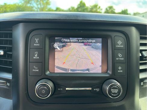 Used 2020 RAM 1500 Big Horn AWD/4WD image 24