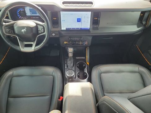 Certified 2024 Ford Bronco Badlands w/ Sasquatch Package AWD/4WD image 7