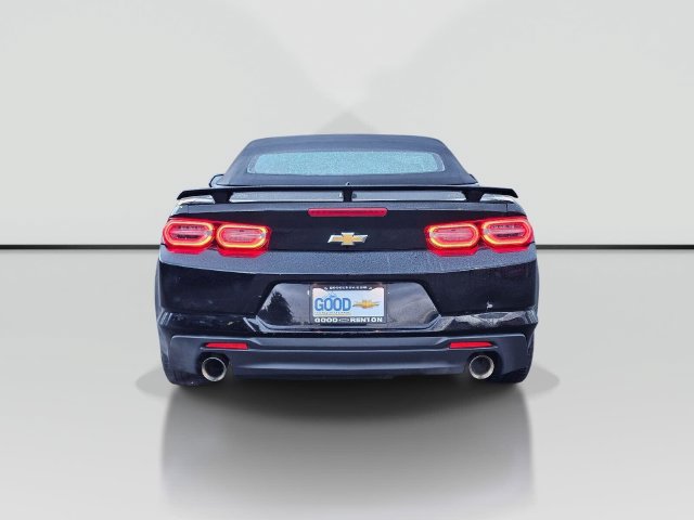 Used 2019 Chevrolet Camaro LT RWD image 4