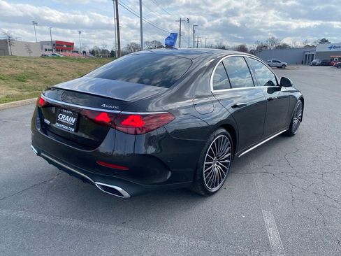 Used 2024 Mercedes-Benz E 350 4MATIC Sedan image 7