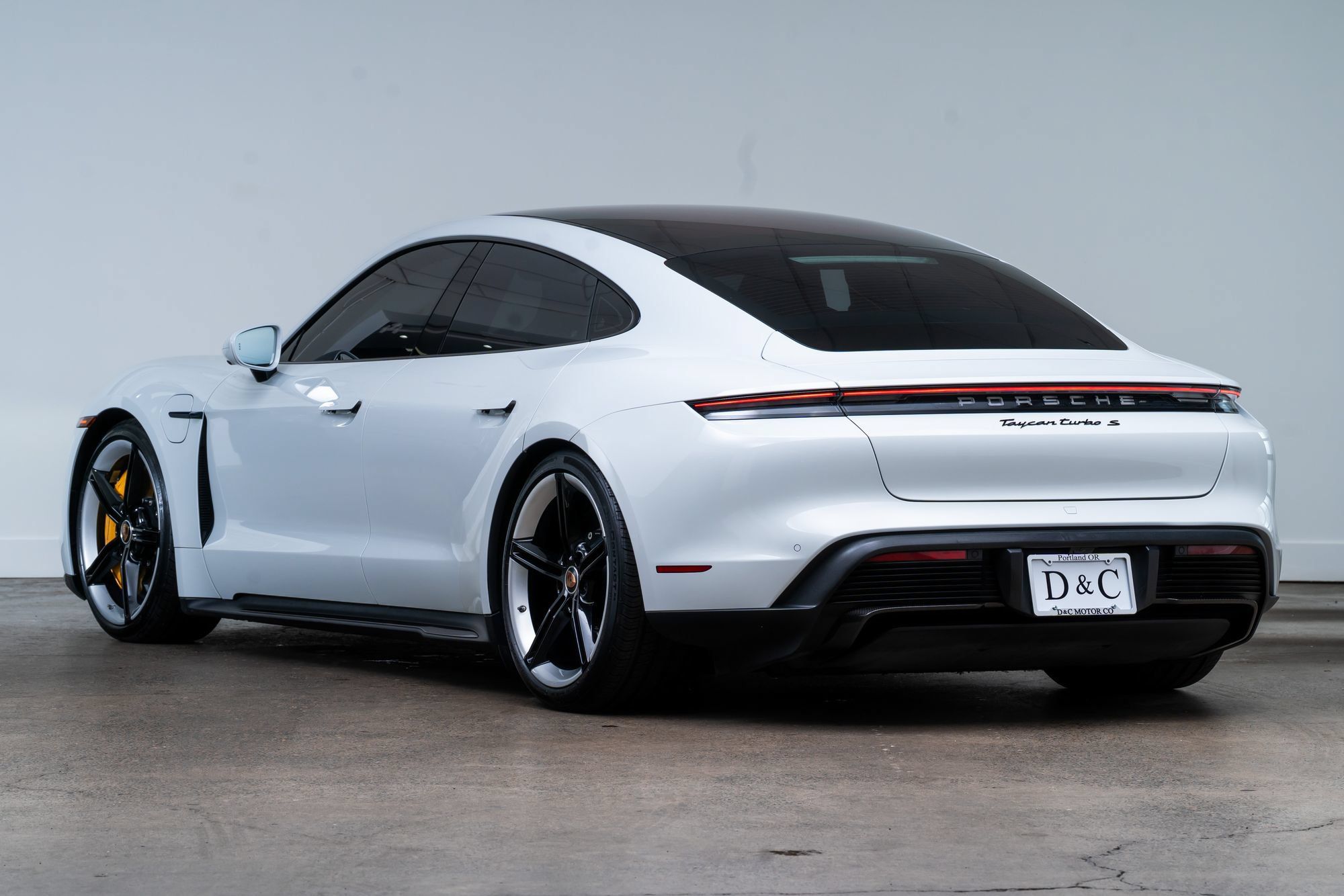 Used 2021 Porsche Taycan Turbo S w/ Premium Package AWD/4WD image 5