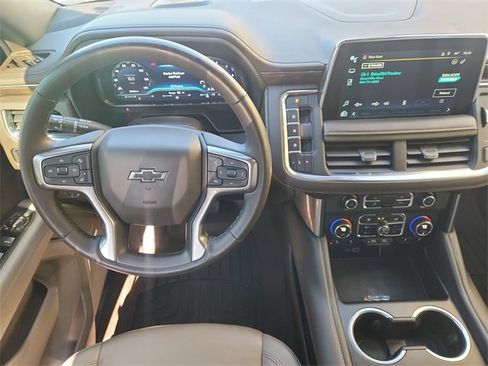 Used 2023 Chevrolet Tahoe Z71 w/ Luxury Package image 11