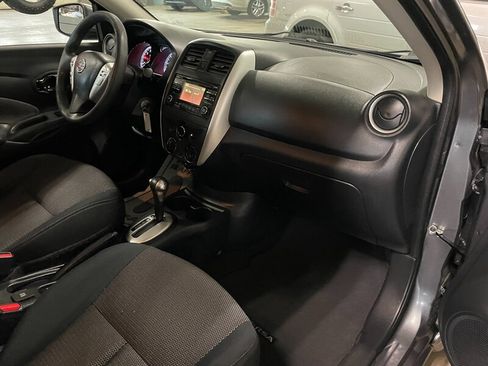 Used 2016 Nissan Versa SV image 18