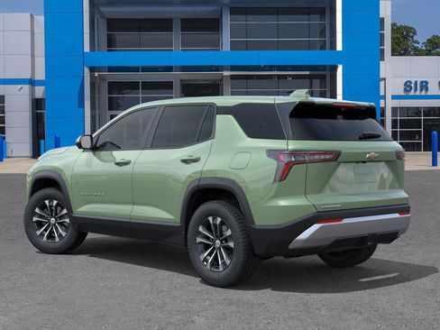 New 2026 Chevrolet Equinox LT image 3