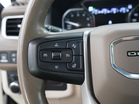 Used 2021 GMC Yukon Denali w/ Denali Premium Package AWD/4WD image 27