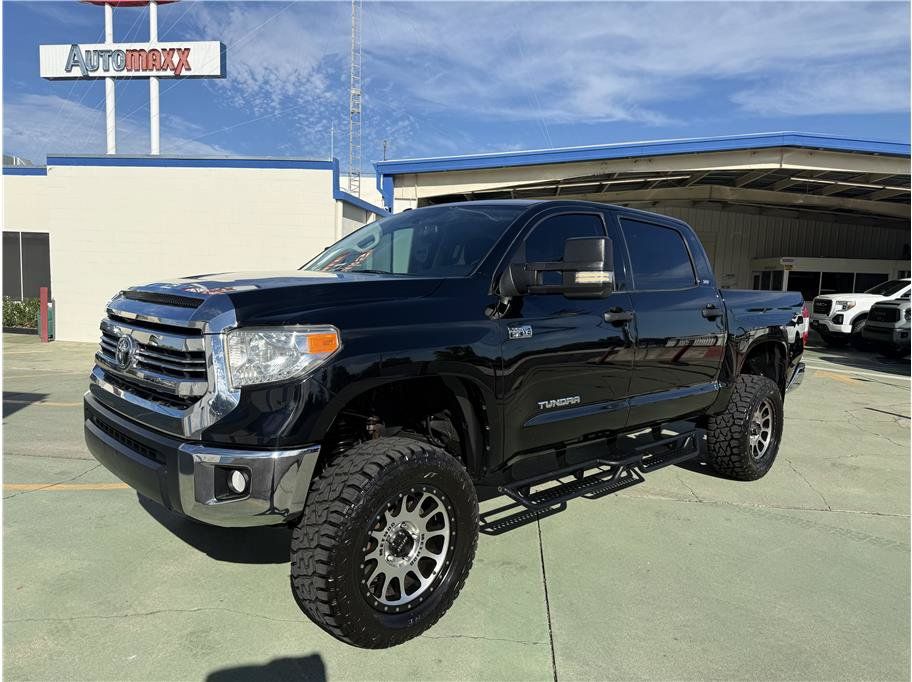 Used 2017 Toyota Tundra SR5 AWD/4WD image 2