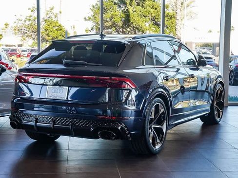New 2026 Audi RS Q8 performance image 4