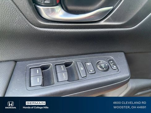 Used 2025 Honda CR-V Sport image 15