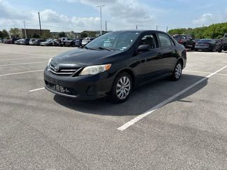 Used 2013 Toyota Corolla LE FWD video 1