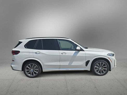 New 2026 BMW X5 xDrive50e w/ M Sport Package AWD/4WD image 9
