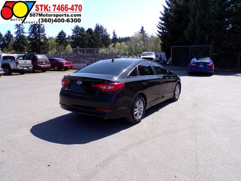 Used 2015 Hyundai Sonata SE image 7