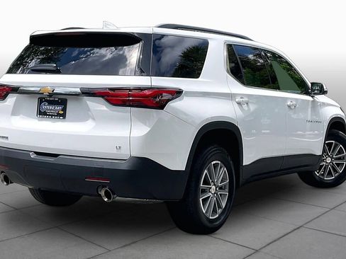 Used 2023 Chevrolet Traverse LT FWD image 14