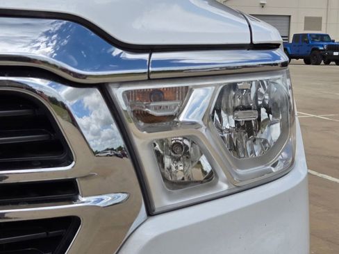 Used 2021 RAM 1500 Lone Star image 32