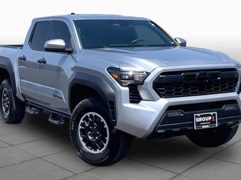 Used 2024 Toyota Tacoma TRD Off-Road AWD/4WD image 3
