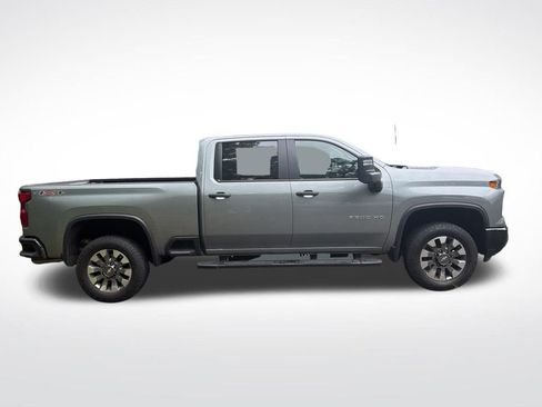 Used 2024 Chevrolet Silverado 2500 Custom w/ Custom Value Package AWD/4WD image 5