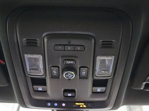 Used 2021 Chevrolet Tahoe High Country w/ Premium Package AWD/4WD image 35