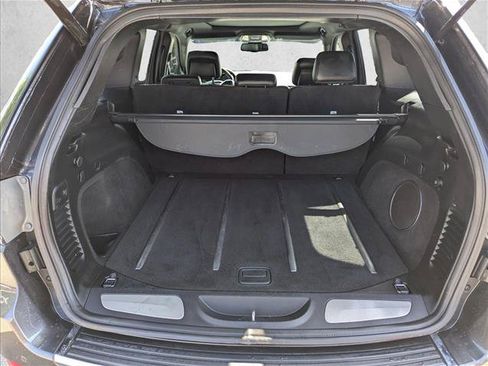 Used 2016 Jeep Grand Cherokee Limited w/ Luxury Group II RWD image 6