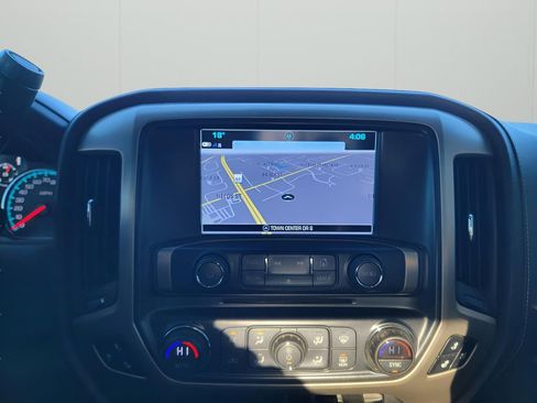 Used 2018 GMC Sierra 2500 Denali w/ Duramax Plus Package image 6