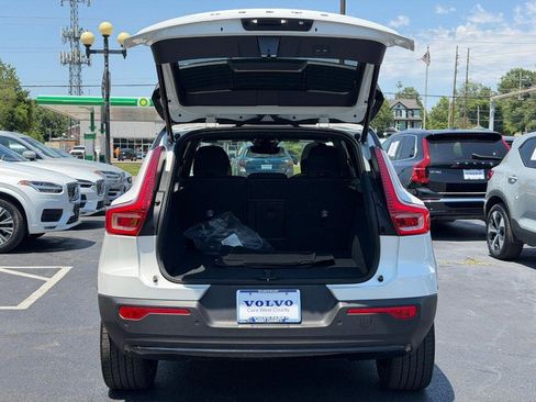 Certified 2023 Volvo XC40 Recharge Plus AWD/4WD image 5