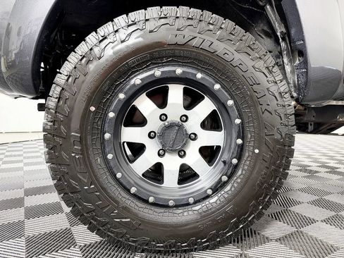 Used 2011 Toyota Tacoma 4x4 Access Cab w/ SR5 Pkg #2 image 19