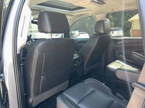 Used 2018 Chevrolet Tahoe Premier image 13
