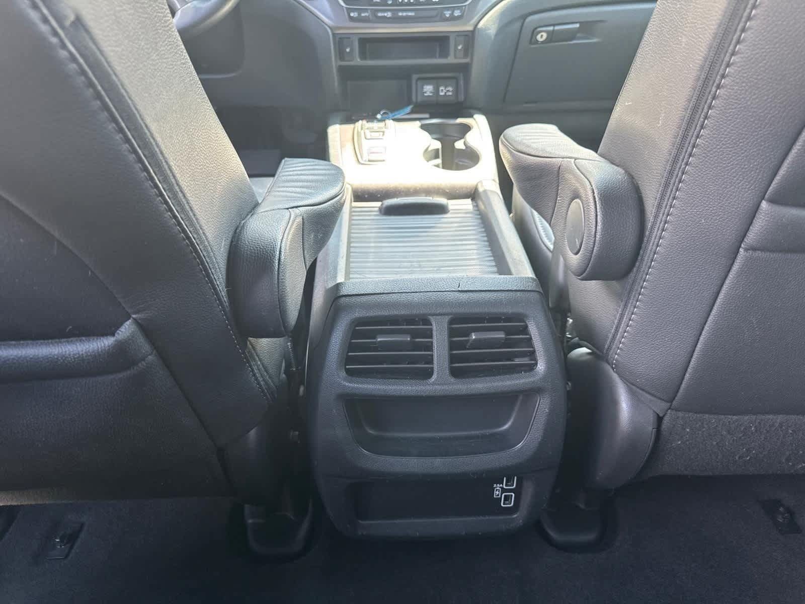 Used 2023 Honda Passport EX-L image 30