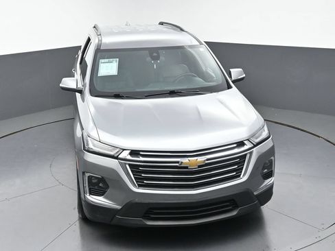 Used 2023 Chevrolet Traverse LT AWD/4WD image 42