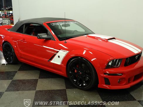 Used 2006 Ford Mustang GT RWD image 14