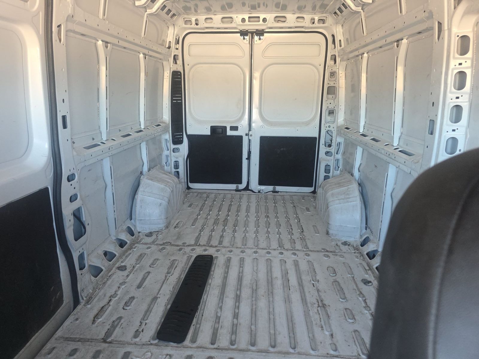 Used 2025 RAM ProMaster 3500 w/ Convenience Group FWD image 5