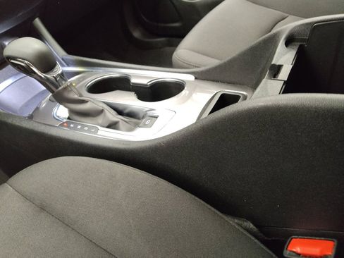 Used 2025 Chevrolet Malibu LT FWD image 26