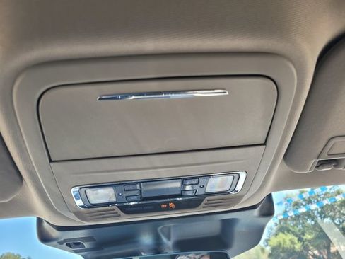 Used 2025 Lincoln Corsair FWD w/ Equipment Group 101A image 21