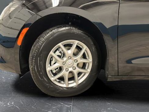 New 2026 Chrysler Voyager LX image 29