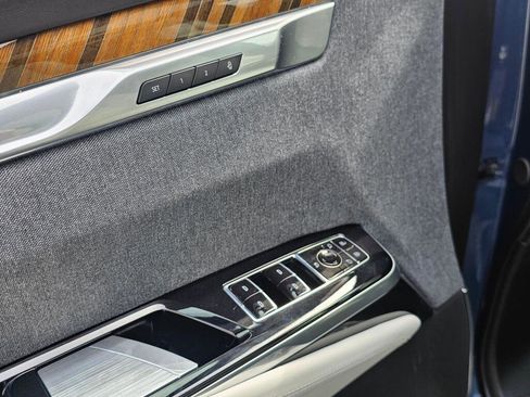 Certified 2025 Cadillac Escalade Sport Platinum AWD/4WD image 28
