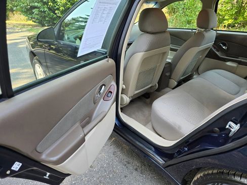 Used 2007 Chevrolet Malibu LT image 17