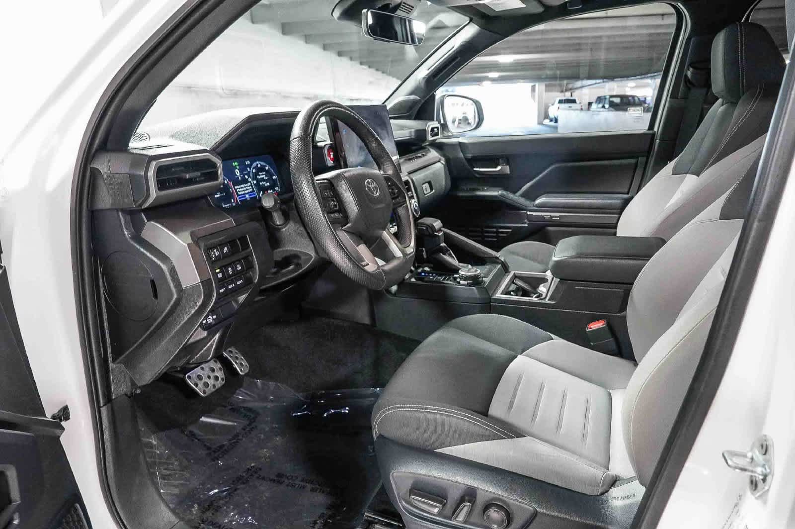 Certified 2024 Toyota Tacoma TRD Sport w/ TRD Sport Upgrade Package AWD/4WD image 18