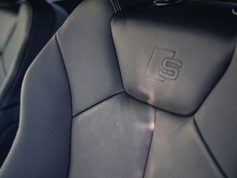 Certified 2024 Audi Q3 2.0T Premium image 27