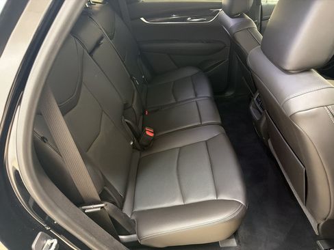 Used 2022 Cadillac XT5 Premium Luxury w/ Technology Package FWD image 29