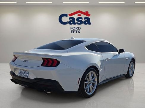 Used 2025 Ford Mustang GT Premium image 3