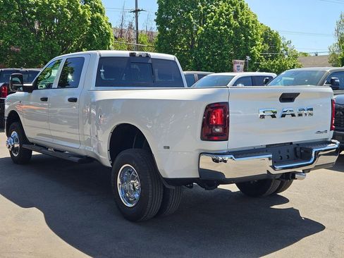 New 2026 RAM 3500 Tradesman AWD/4WD image 5