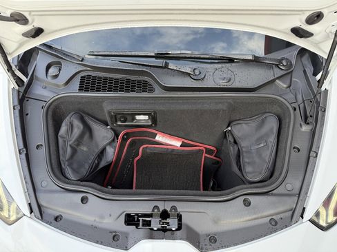 Used 2021 Lamborghini Huracan EVO image 22