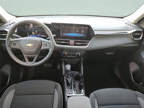 Used 2026 Chevrolet TrailBlazer LS w/ LS Convenience Package image 12