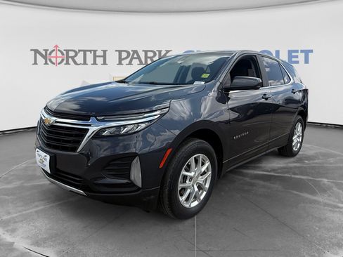 Used 2022 Chevrolet Equinox LT AWD/4WD image 1