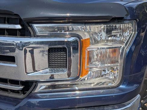 Used 2020 Ford F150 XLT w/ Trailer Tow Package RWD image 2