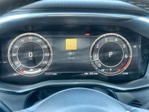 Used 2025 Jaguar F-PACE R-Dynamic S image 22