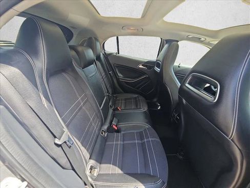 Used 2017 Mercedes-Benz GLA 250 image 18