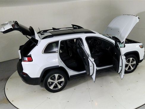 Used 2022 Jeep Cherokee Limited image 50