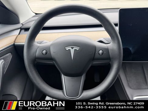 Used 2022 Tesla Model 3 RWD image 11