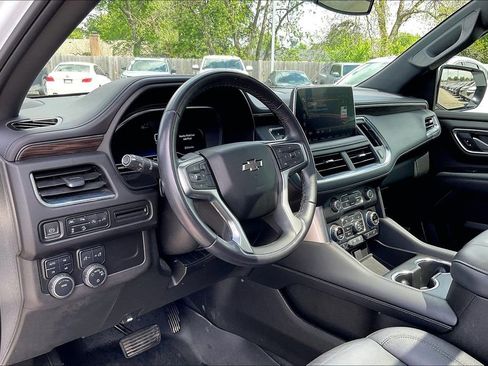 Used 2022 Chevrolet Tahoe Z71 image 18