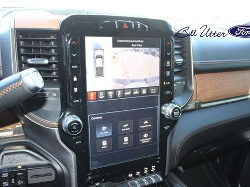 Used 2024 RAM 2500 Limited w/ Towing Technology Group image 21